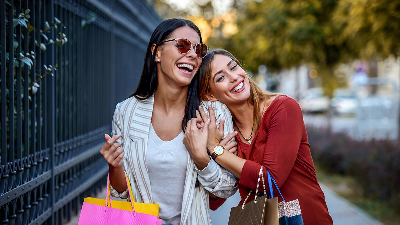 Dream day with my bestie, no budget limit!