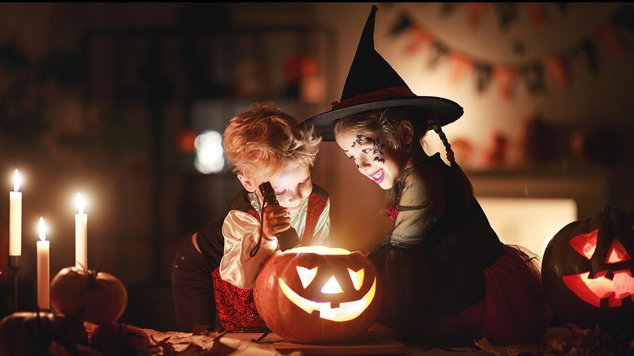 Embrace the fear, a Jack'o lantern modern story 