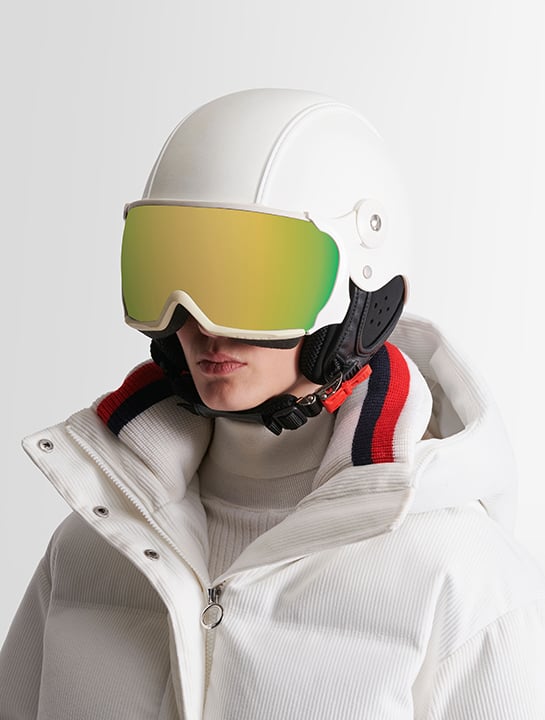 Chic on slopes, by LB