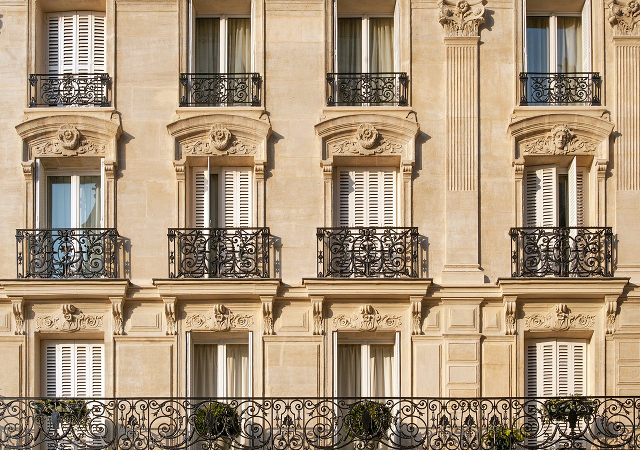 French Riviera -Facade_Nice_Magrey_LBpress