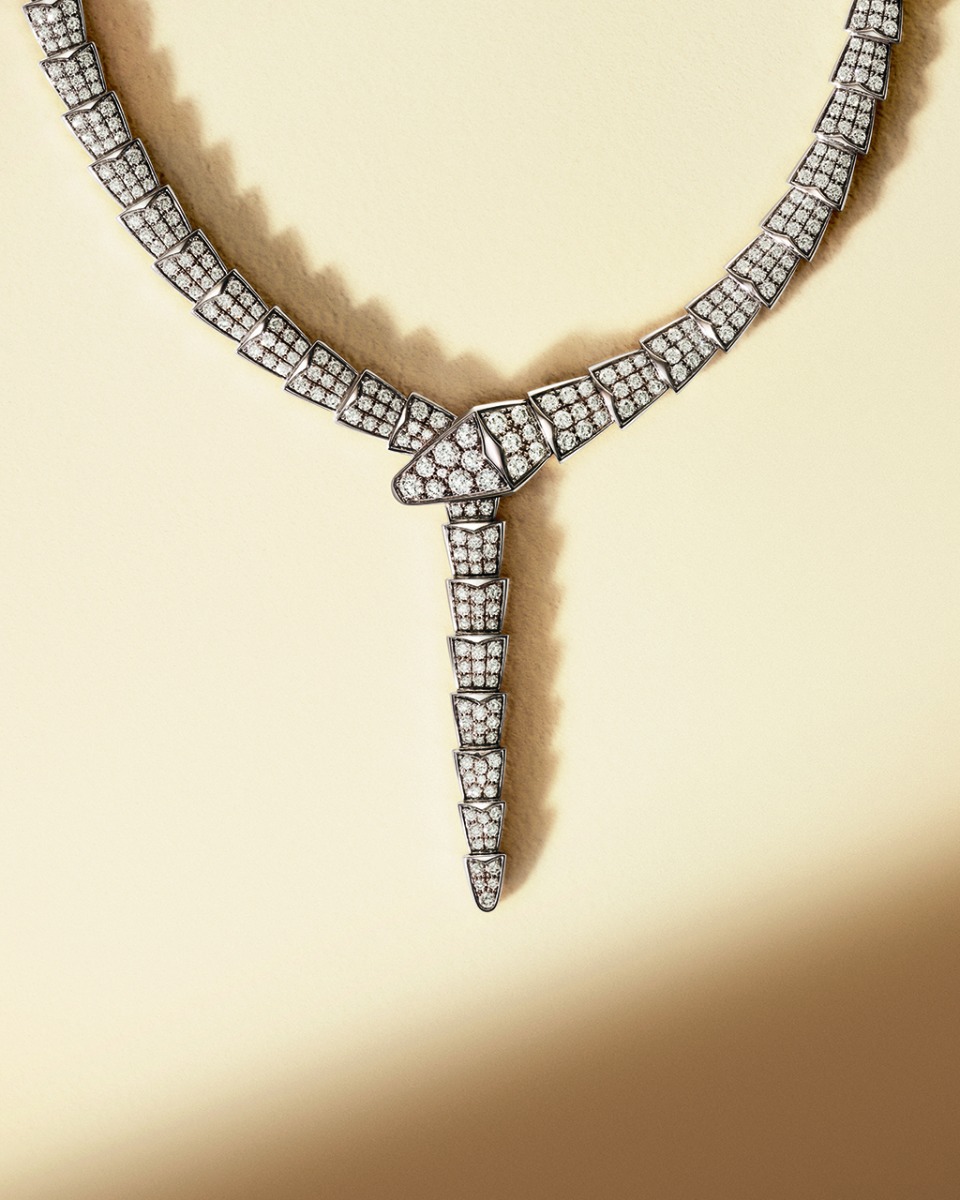 Serpenti, 75 years of infitine tales, by LB