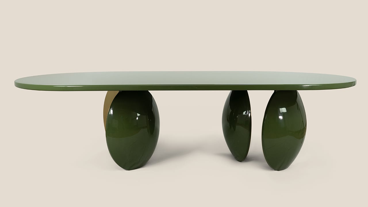 Victoria-Maria Geyer - Roger table, Heimat - 2022 - © Heimat by Victoria-Maria