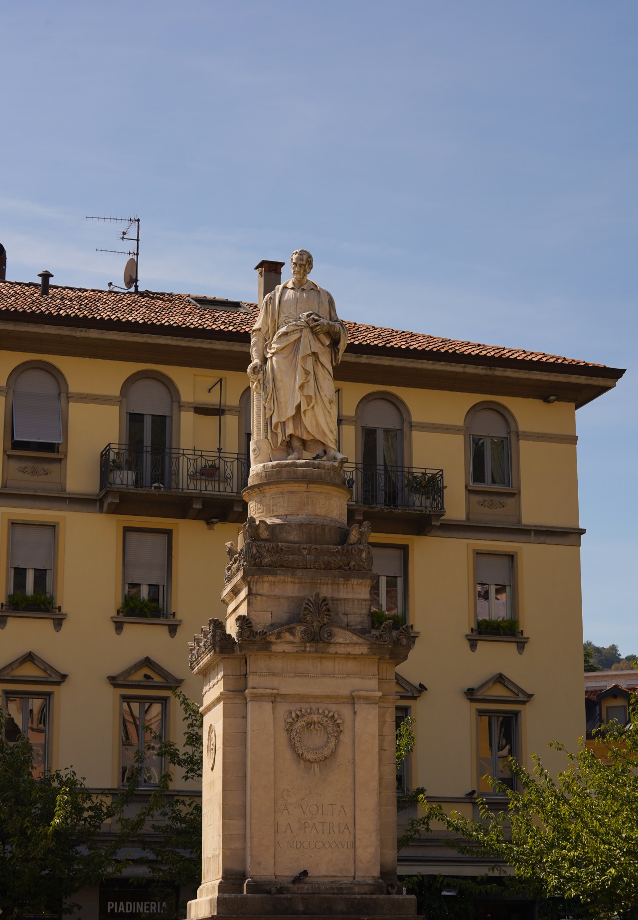 Dog Dolce Vita: Exploring Northern Italy